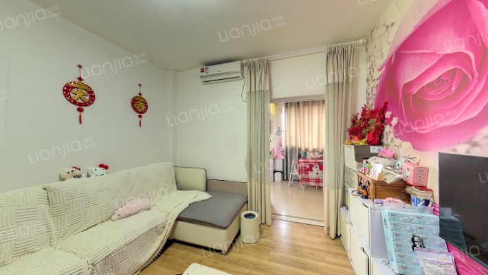 海尚华庭二手房实景图