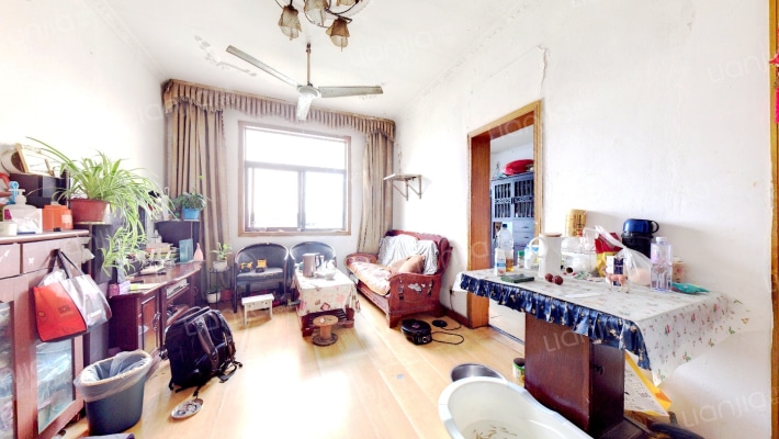 香溪新村二手房实景图