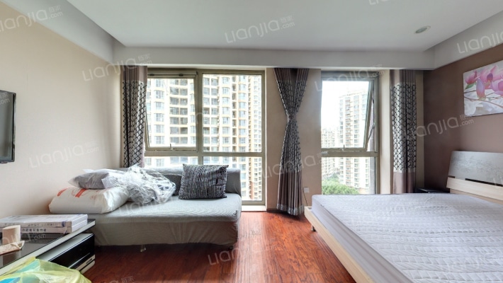 金色海湾·巧克力公寓二手房实景图