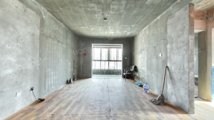 海伦国际二期二手房实景图