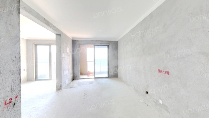 龙记玖越庭二手房实景图