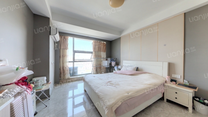 银泰大厦二手房实景图