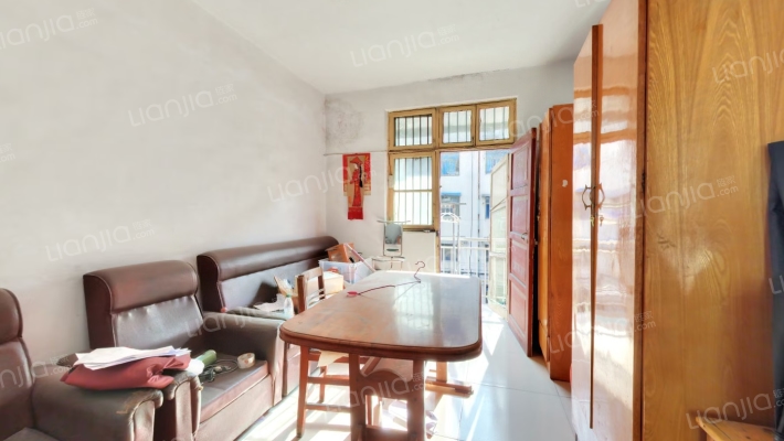 妇幼保健家属院小区二手房实景图