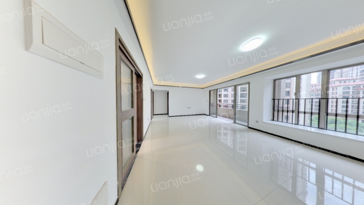 高明雅居蓝湾二手房实景图