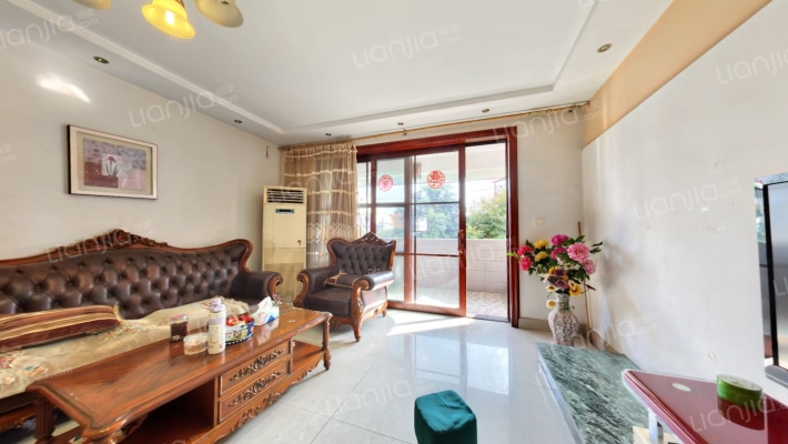 都江堰花园二手房实景图