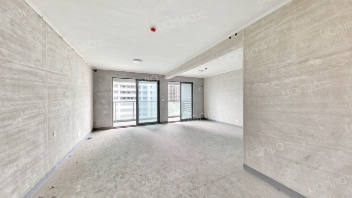 融创凯迪博学园二手房实景图