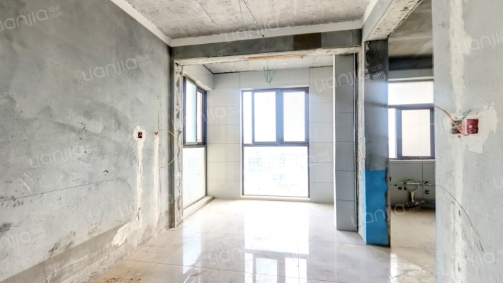 富强世纪城二手房实景图