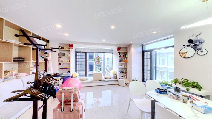 云起中心二手房实景图