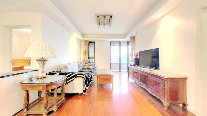 品尊国际一期二手房实景图