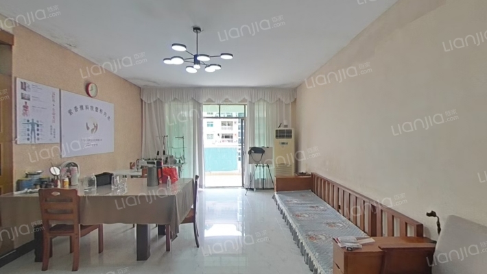 丽富花苑二手房实景图