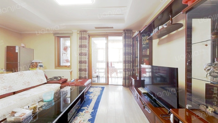 达观别墅二手房实景图