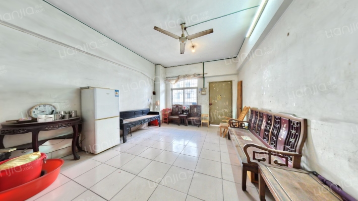 银都大厦二手房实景图