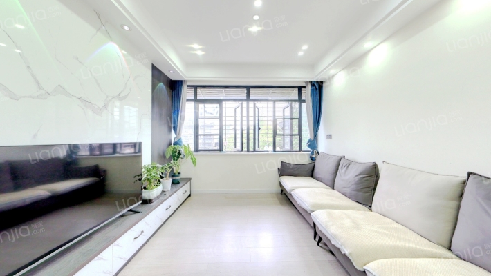 毛皮厂家属院二手房实景图