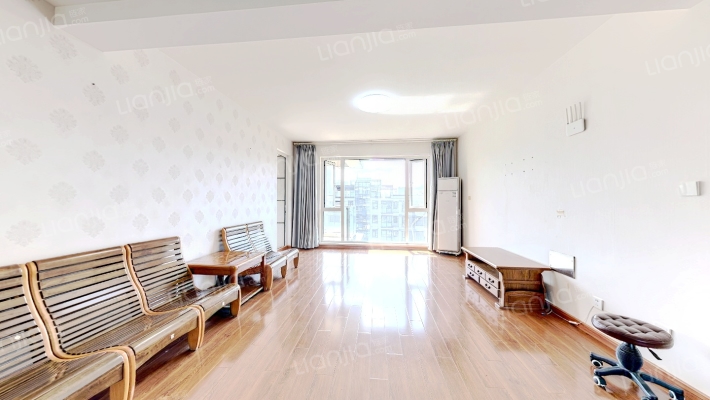 天正湖滨二期二手房实景图