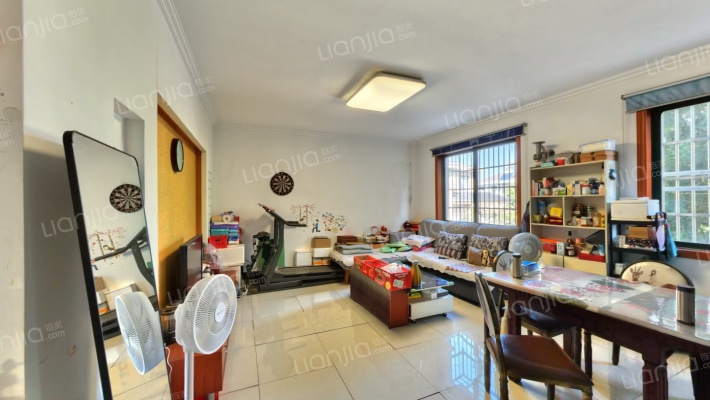 滨江小区二手房实景图