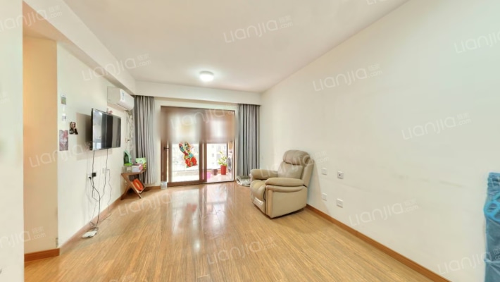 魅力花园二手房实景图