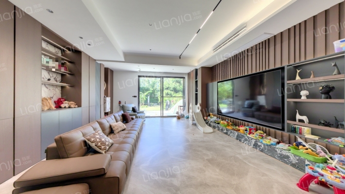 鲁能海蓝椰风D区二手房实景图