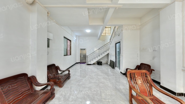 濠二小区二手房实景图