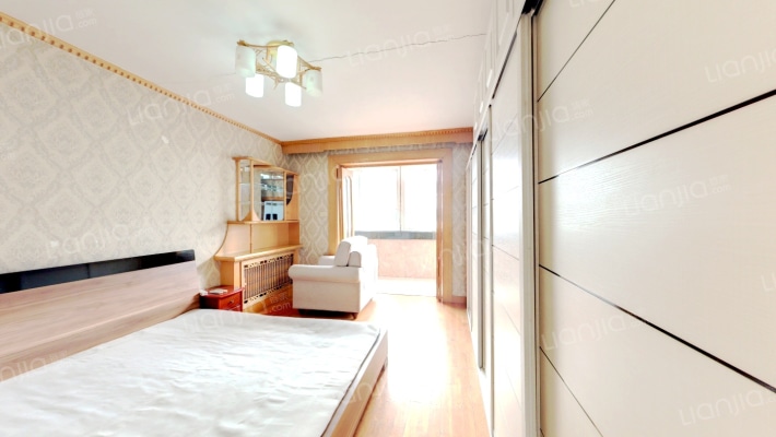 彩云路二手房实景图