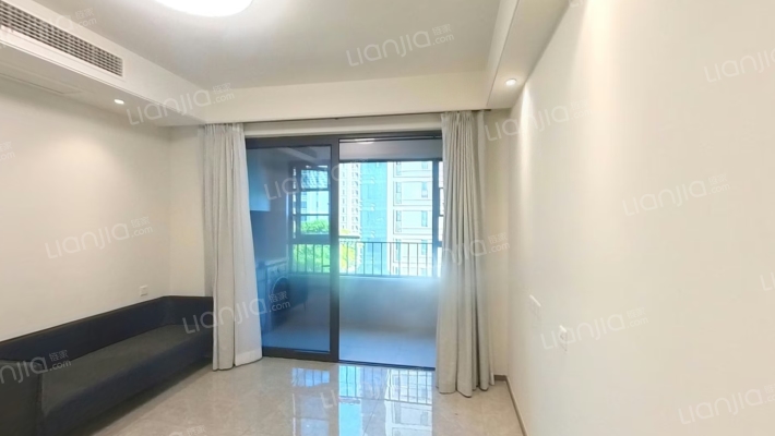 保利阅江台二手房实景图