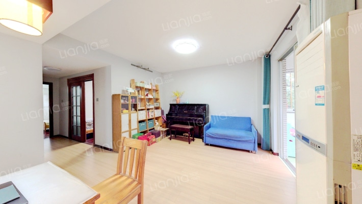 菁华北大二手房实景图