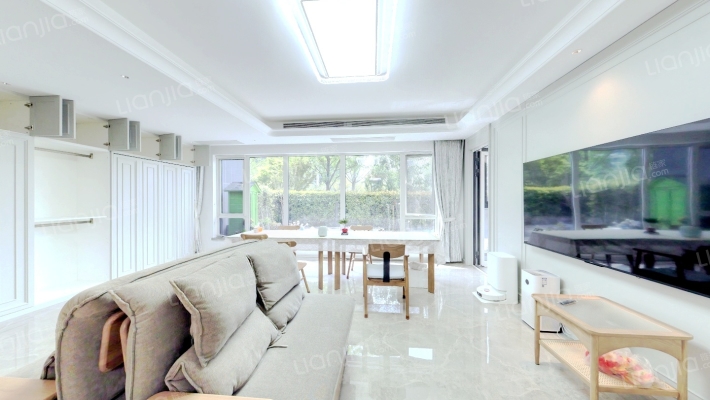 鸿园银杏苑二手房实景图