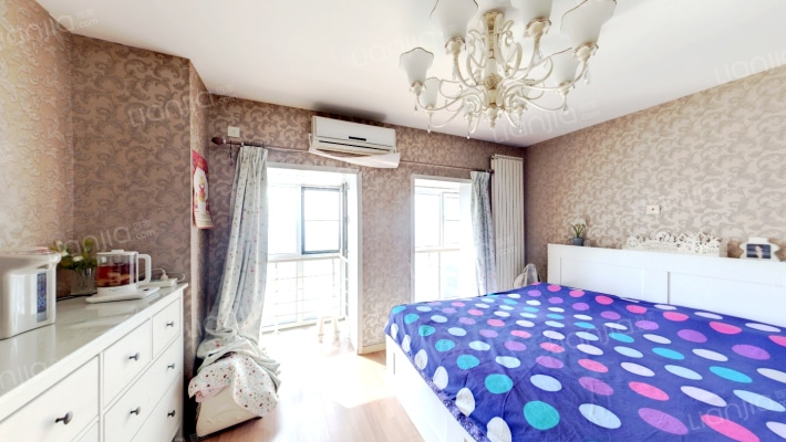 东逸大厦二手房实景图