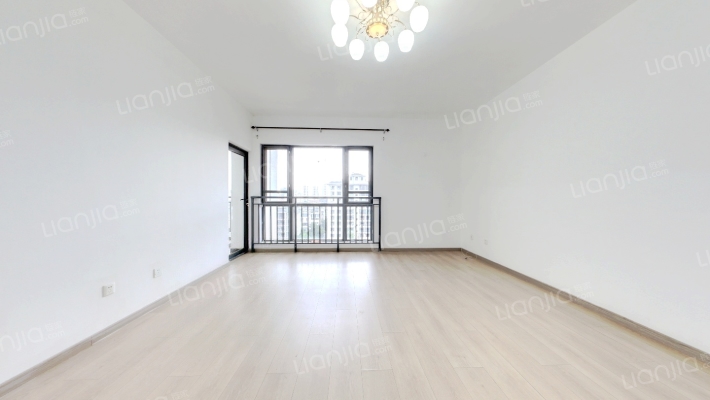 金江小区旭苑二手房实景图