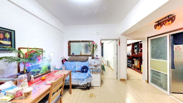 冠虹家园二手房实景图