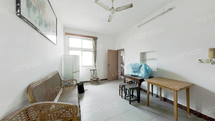 江西中医药大学阳明路教工宿舍二手房实景图