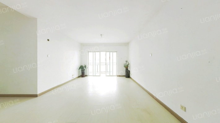 蓝色海月居二手房实景图