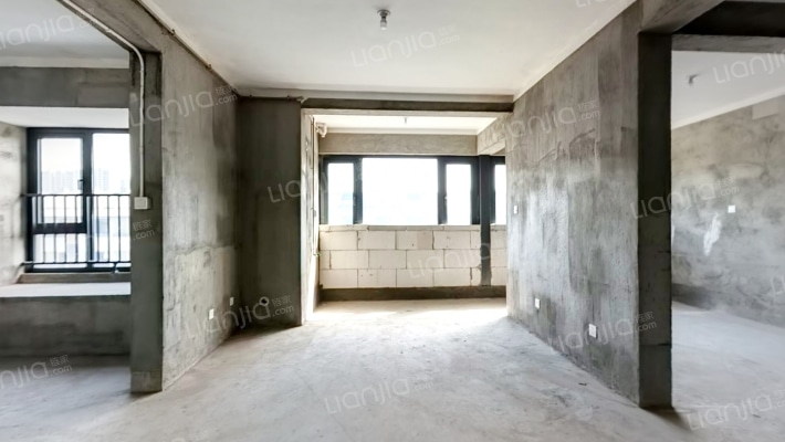 中南君启二手房实景图