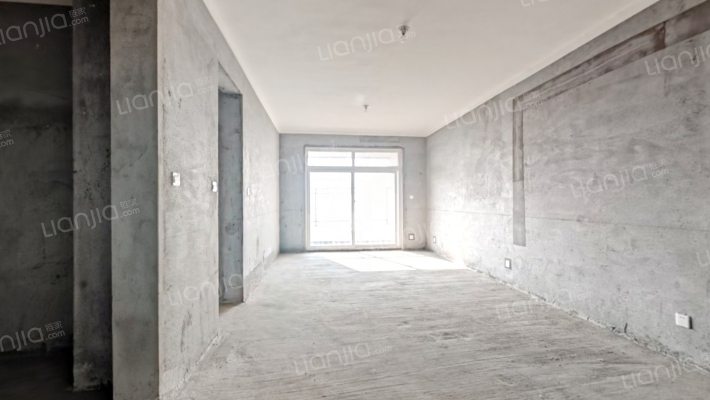 兴忠悦龙台二手房实景图