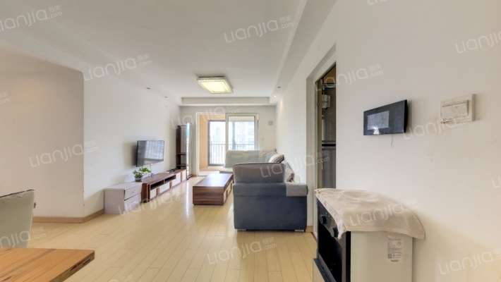 万科大都会南区二手房实景图