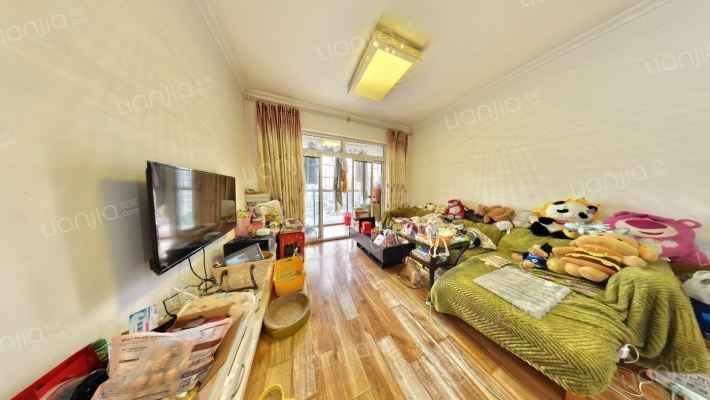 新怡花园B区二手房实景图