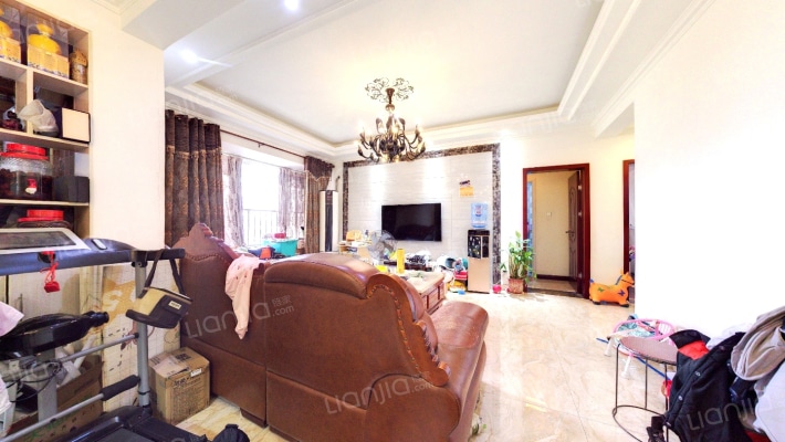 温莎湖畔二手房实景图