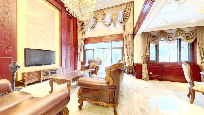 保利公园198蝴蝶谷东区二手房实景图