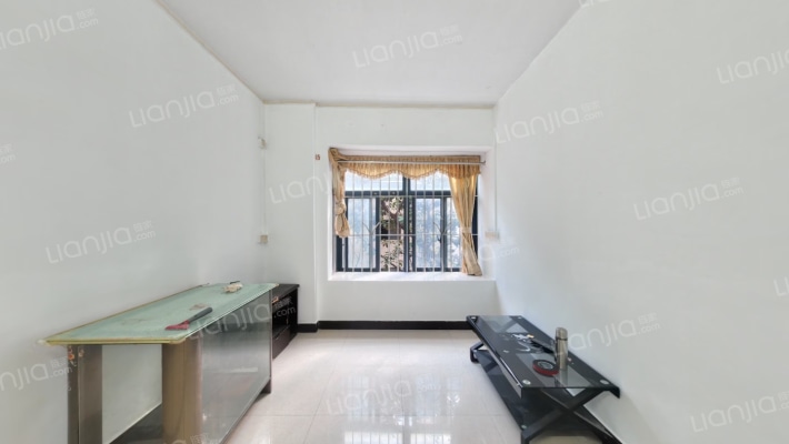 威斯广场二手房实景图