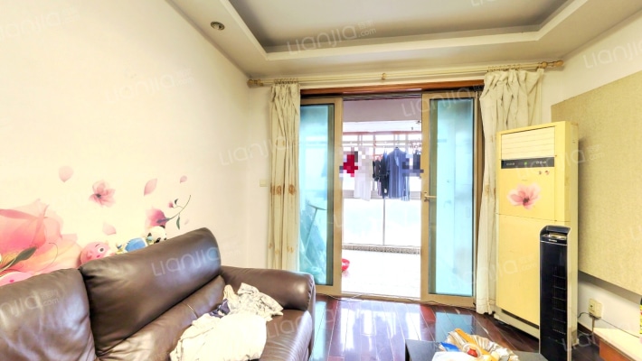 世茂滨江新城二手房实景图