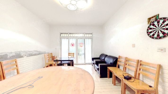 蓝谷黑骏汽摩城二手房实景图