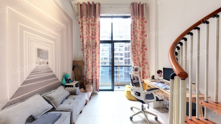 铂林国际公寓二手房实景图