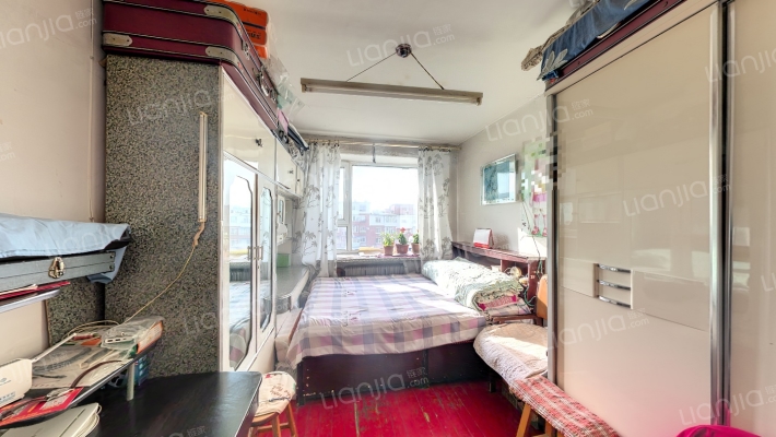 泰来小区二手房实景图