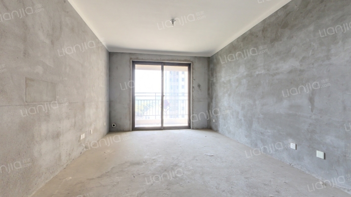 海伦春天二手房实景图