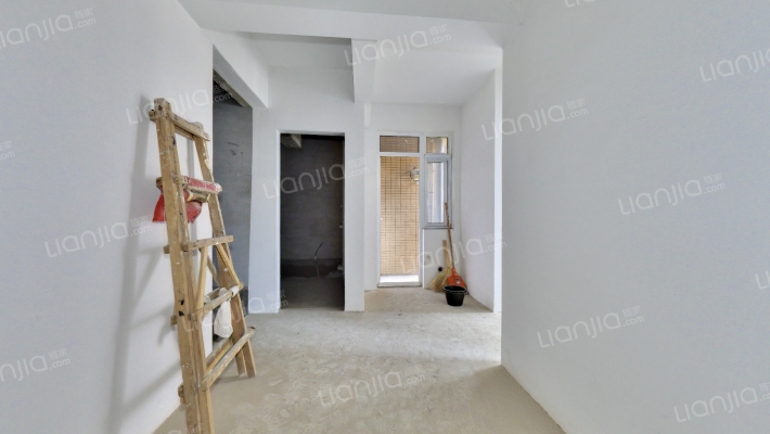 梦湖华苑二手房实景图