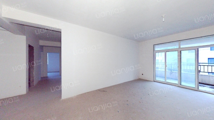 蝶翠华庭二手房实景图