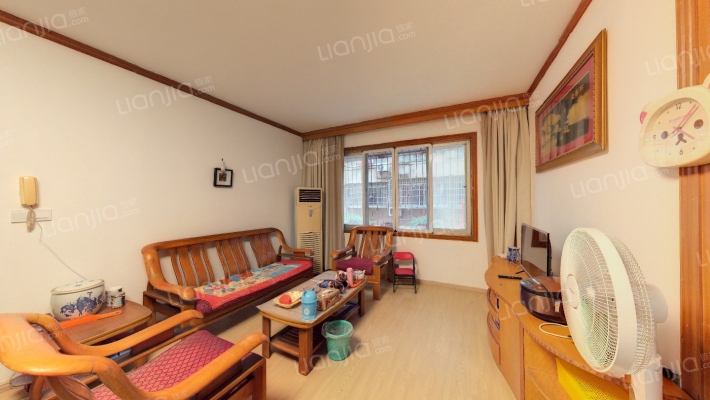 亚雄住宅小区二手房实景图