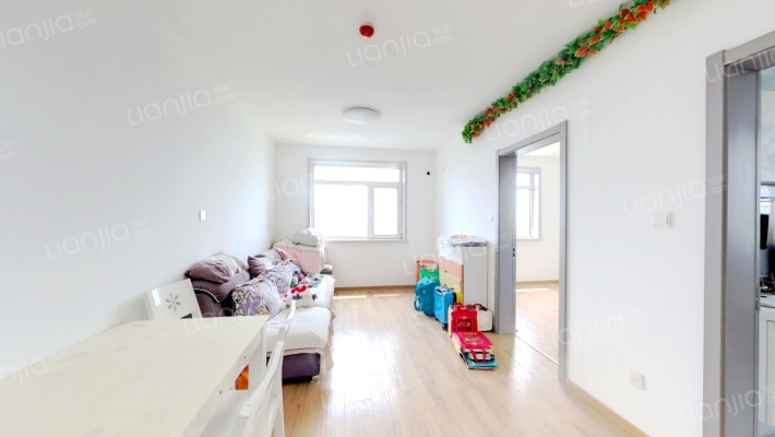 雷捷佳悦丽庭二手房实景图