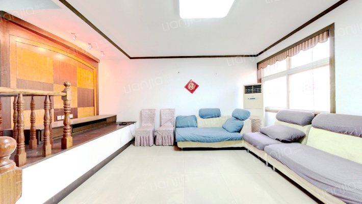 鼎业花苑二手房实景图