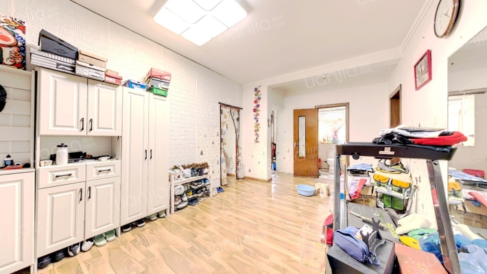 水产品家属院二手房实景图