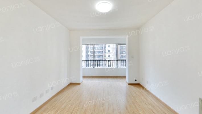 紫樾芳华二手房实景图